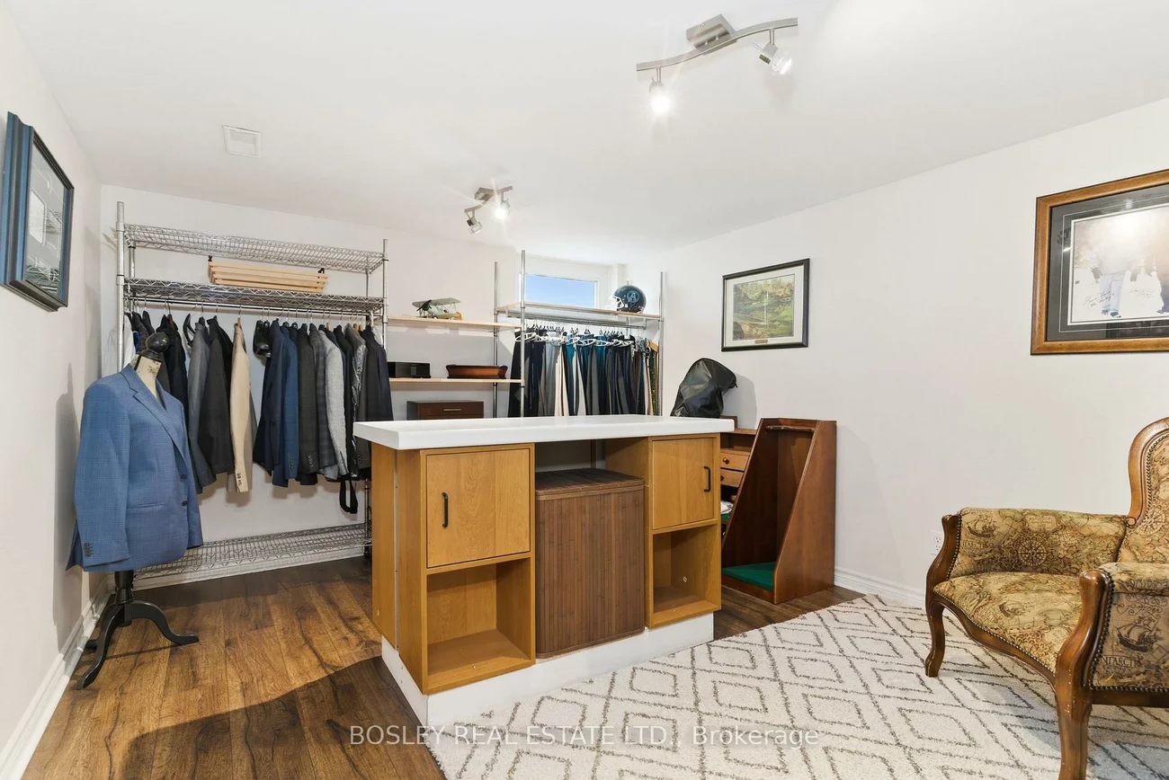 18, Tetbury, Parkwoods-Donalda, Toronto