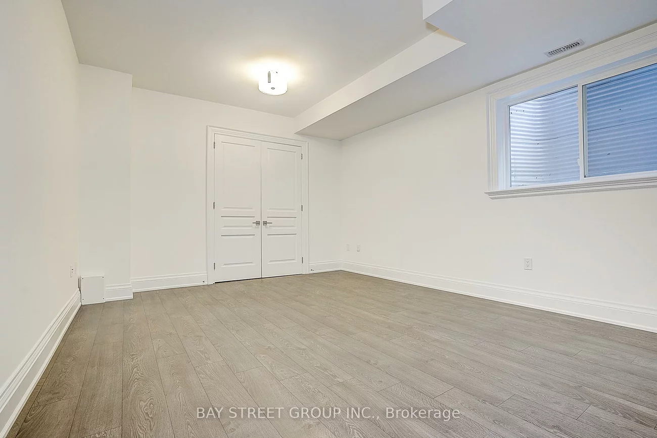 28, Carnwath, St. Andrew-Windfields, Toronto