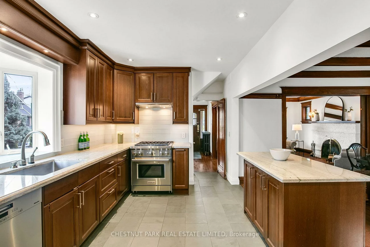 4, Biggar, Wychwood, Toronto