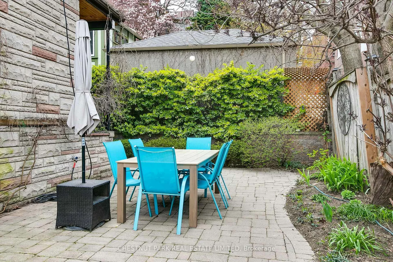 4, Biggar, Wychwood, Toronto