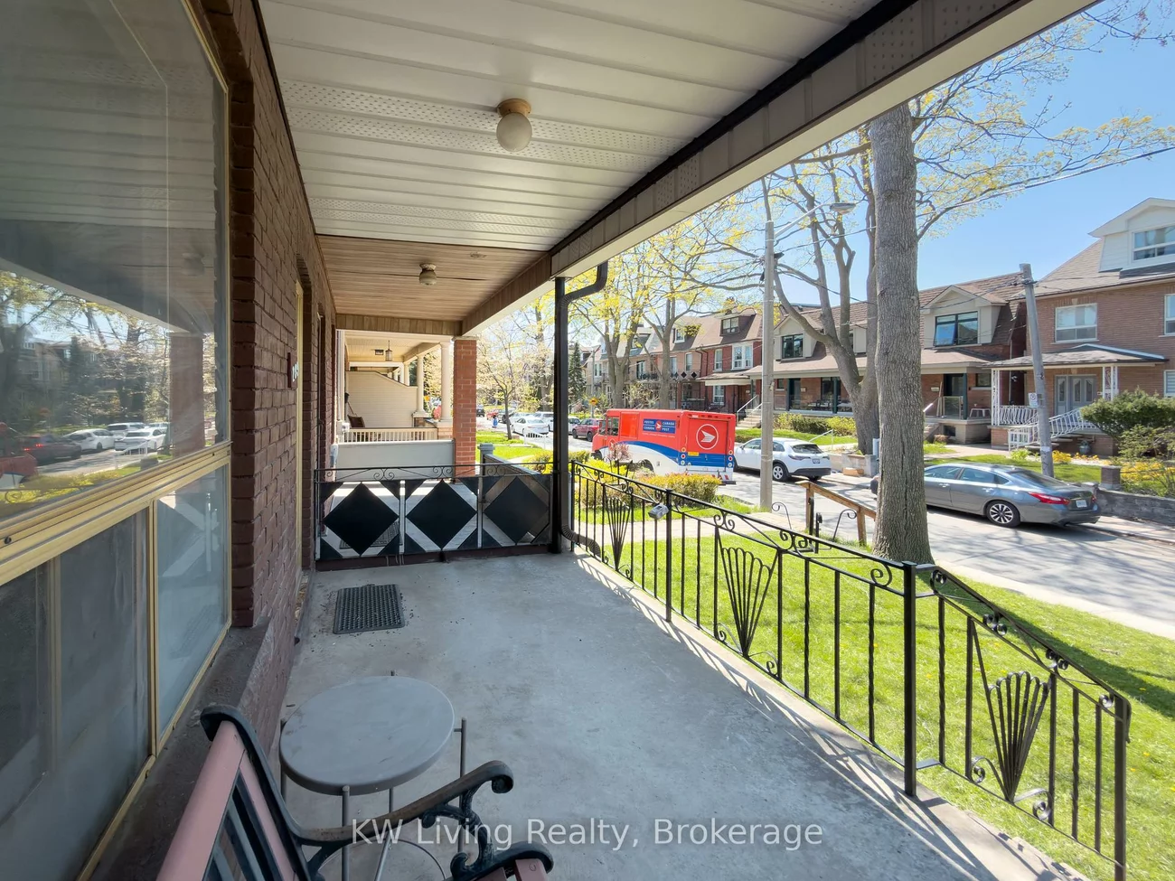 299, Grace, Palmerston-Little Italy, Toronto