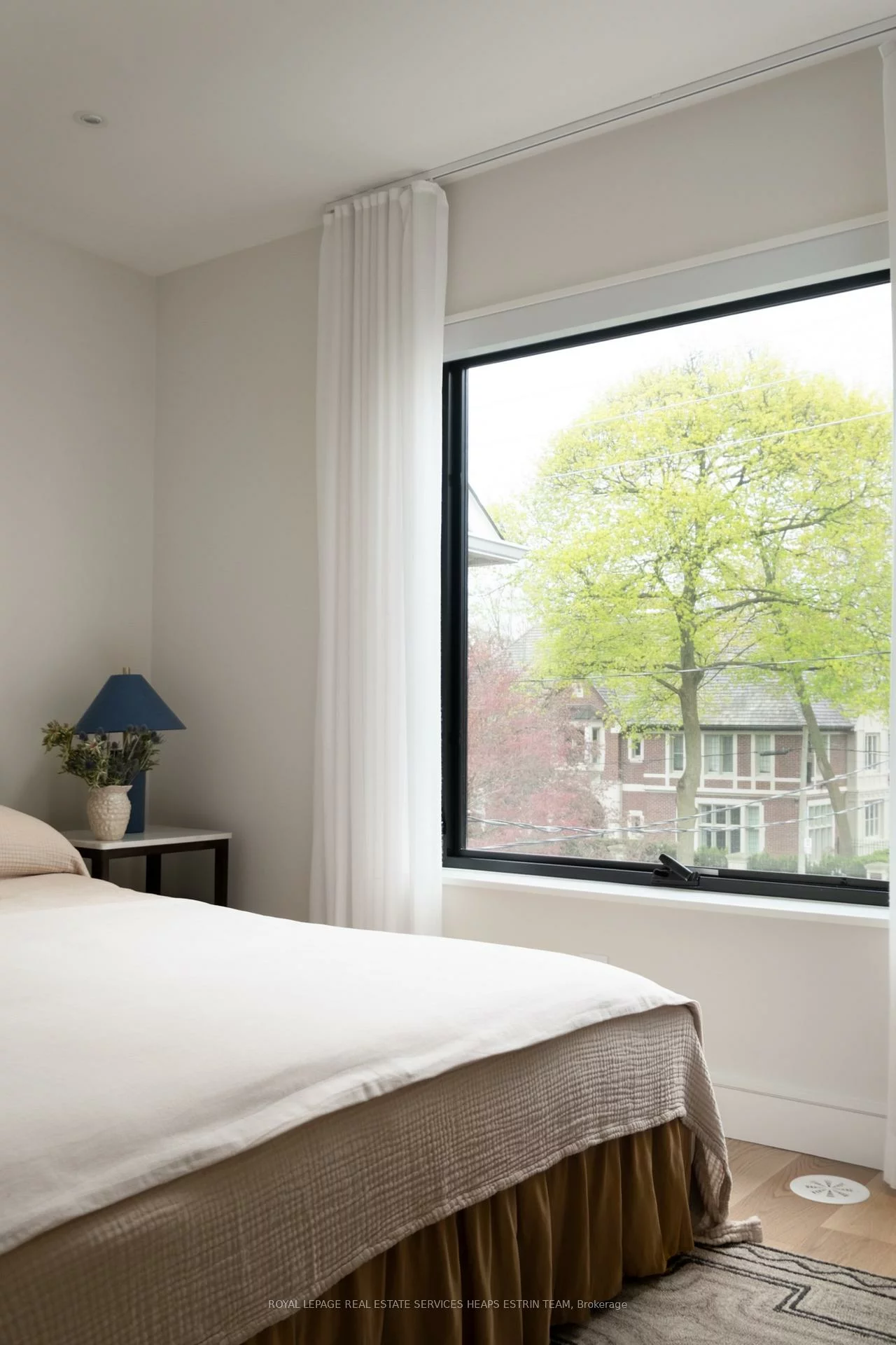 42, Clarendon, Casa Loma, Toronto