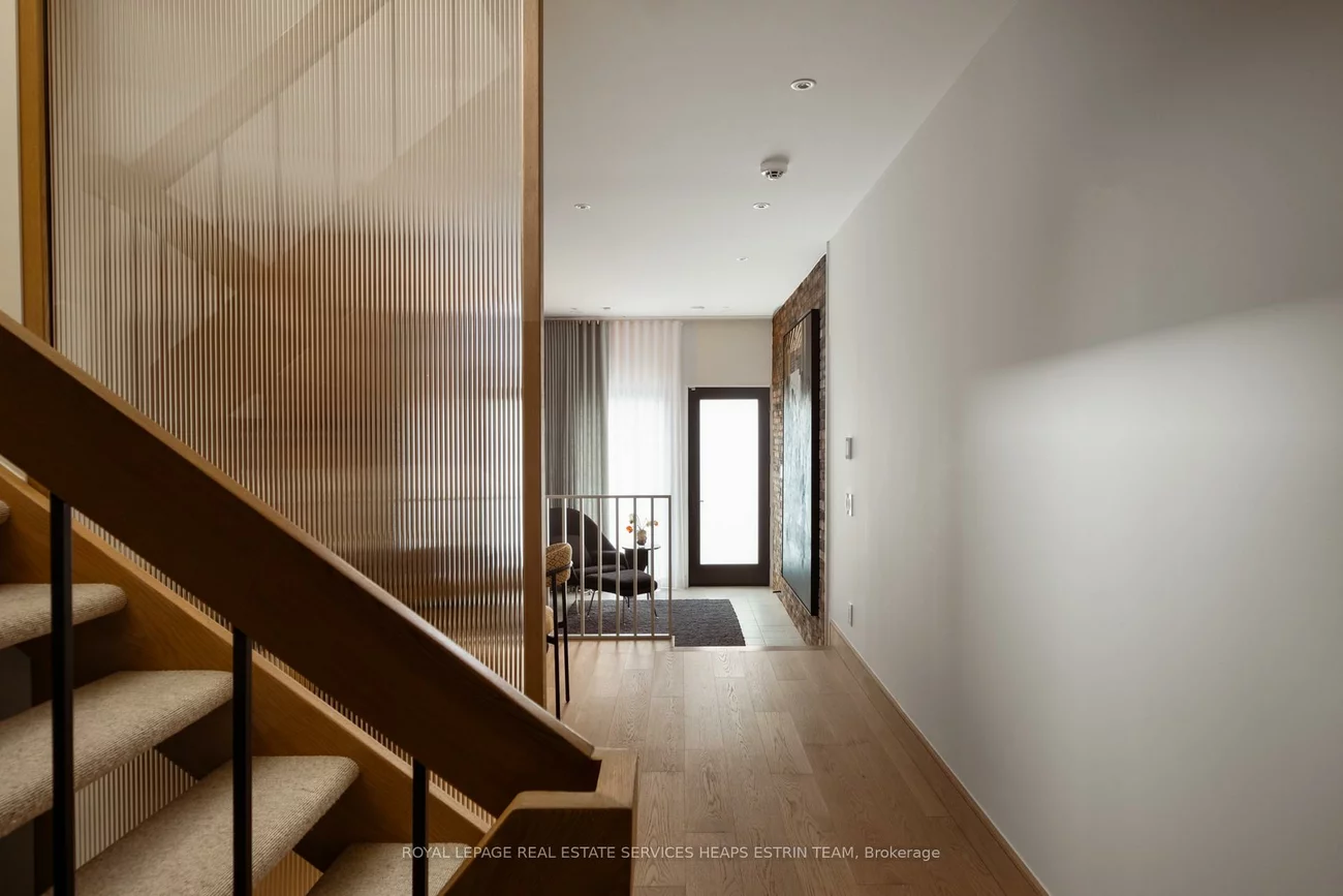 42, Clarendon, Casa Loma, Toronto