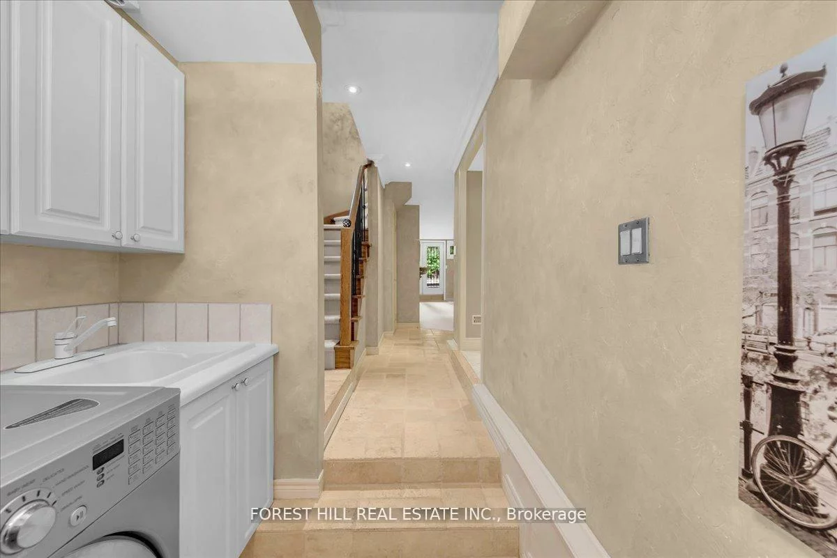 313, Broadway, Bridle Path-Sunnybrook-York Mills, Toronto