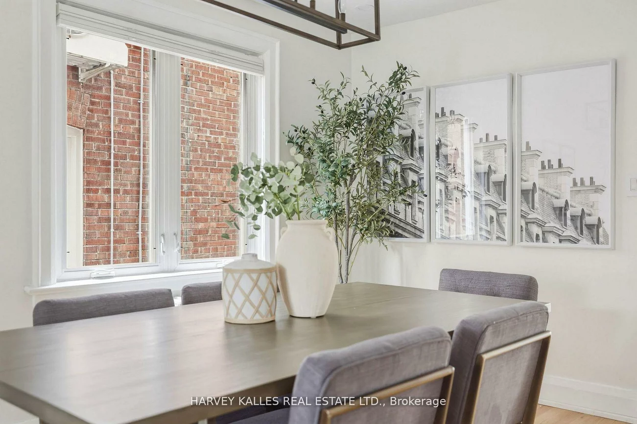 683, Hillsdale, Mount Pleasant East, Toronto