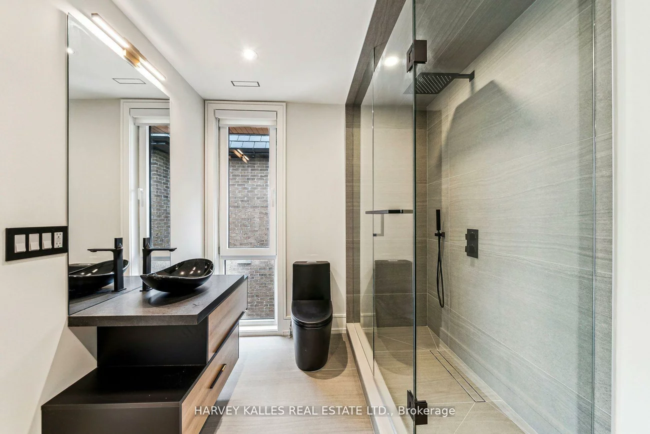 139, Newton, Newtonbrook East, Toronto