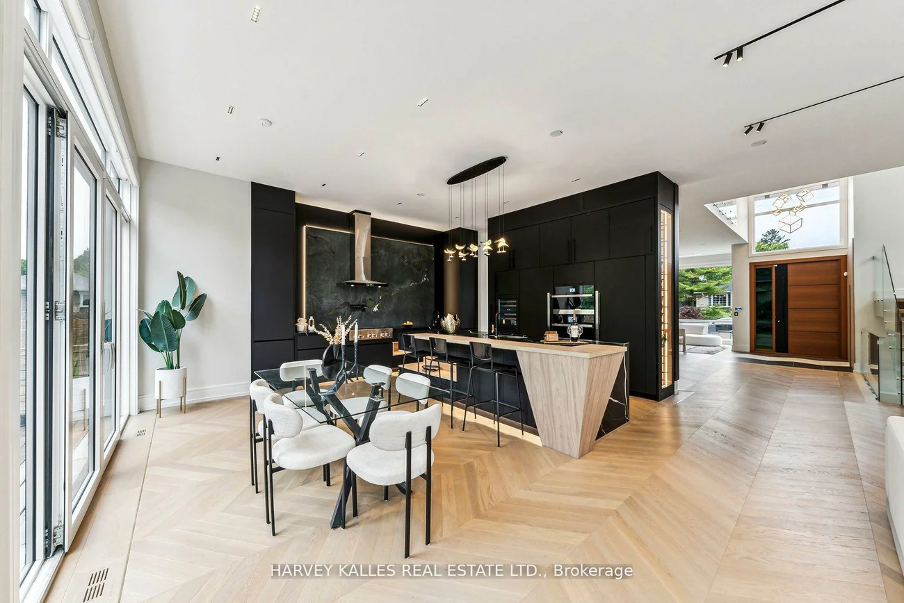 139, Newton, Newtonbrook East, Toronto