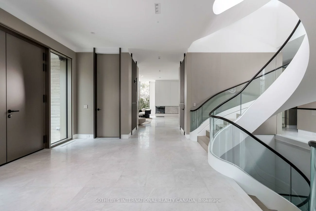 211, Dunvegan, Forest Hill South, Toronto