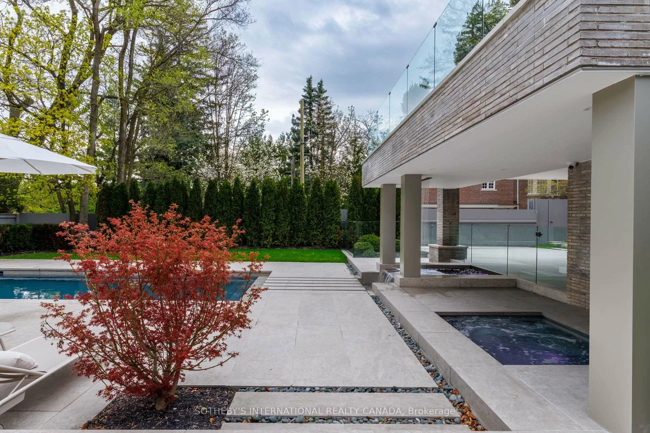 211, Dunvegan, Forest Hill South, Toronto