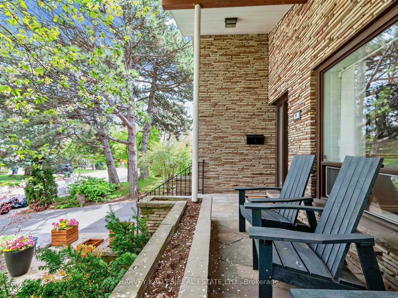 71, Prue, Englemount-Lawrence, Toronto