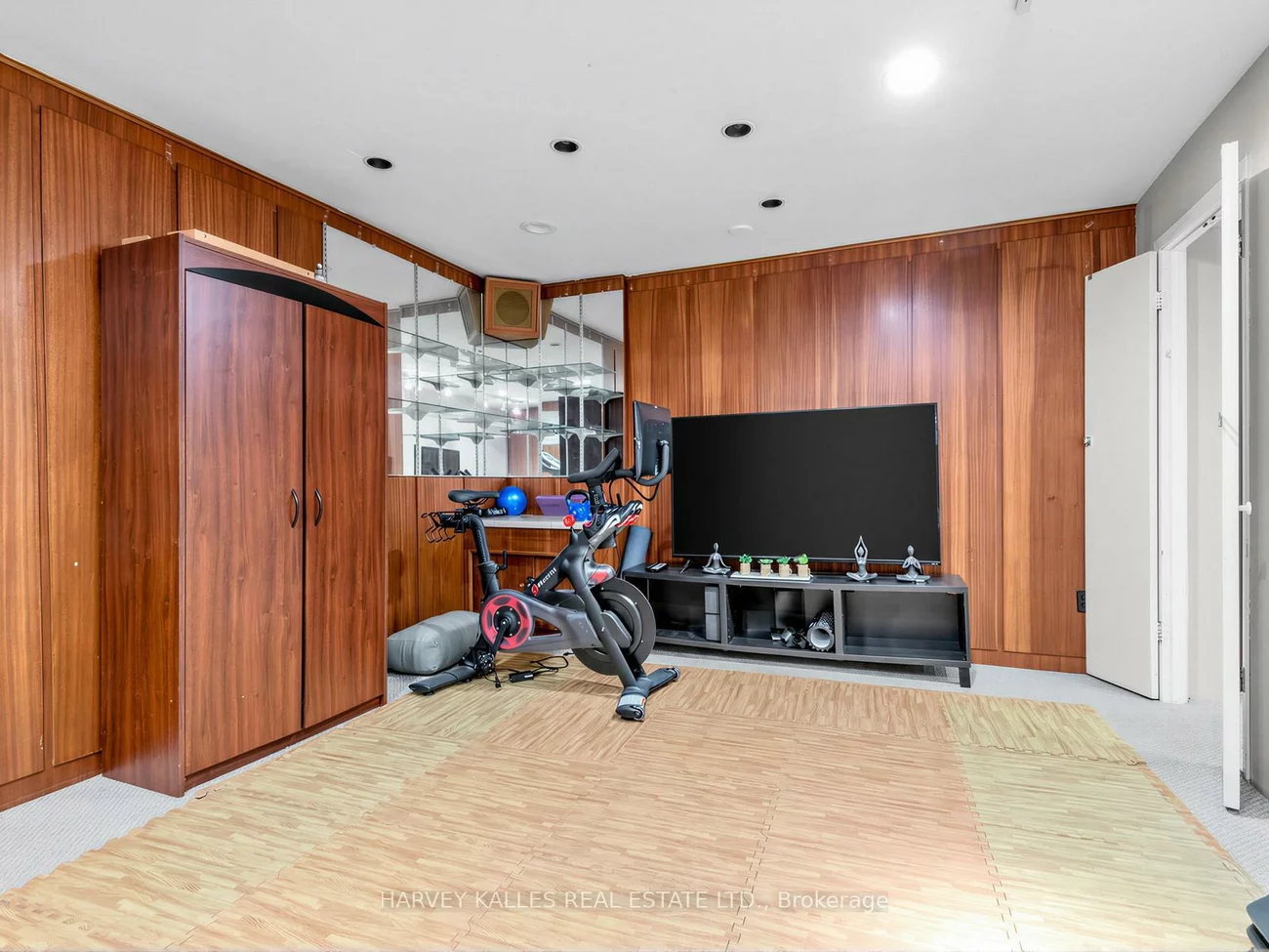 71, Prue, Englemount-Lawrence, Toronto