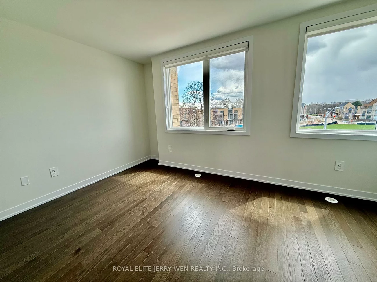 46, Green Gardens, Englemount-Lawrence, Toronto