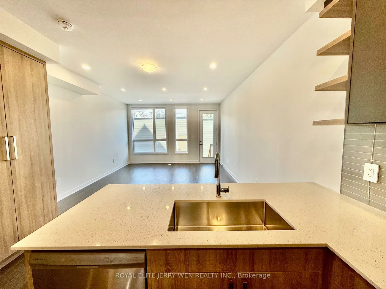 46, Green Gardens, Englemount-Lawrence, Toronto