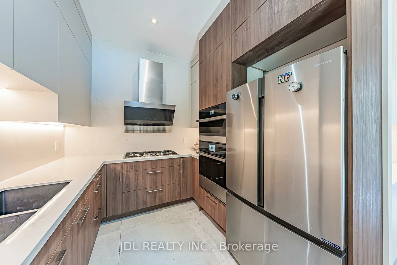 19, Fifeshire, St. Andrew-Windfields, Toronto