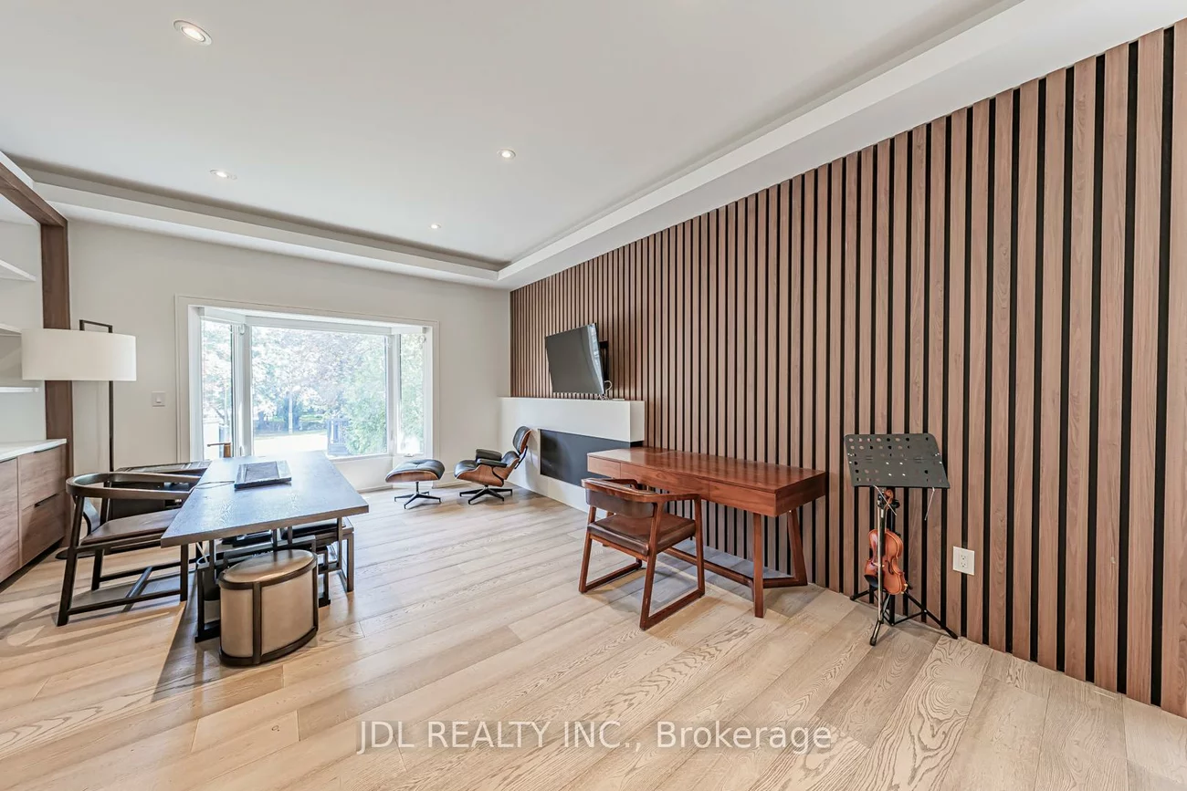 19, Fifeshire, St. Andrew-Windfields, Toronto