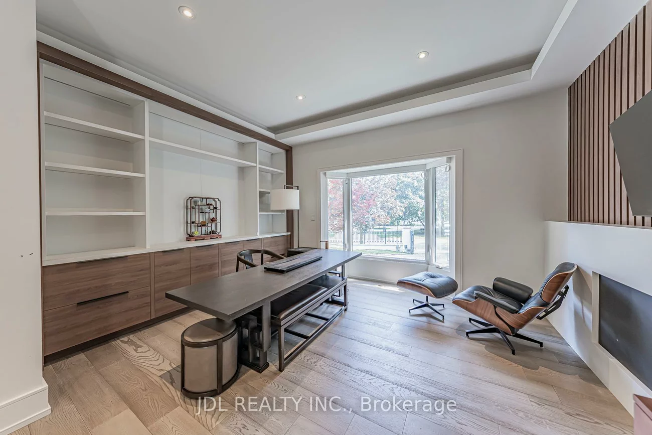 19, Fifeshire, St. Andrew-Windfields, Toronto