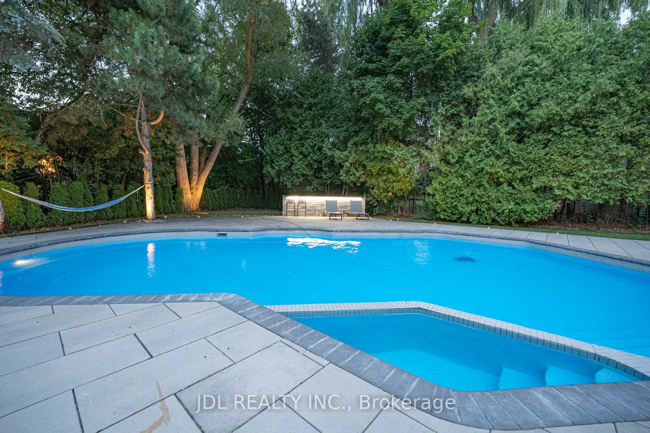 19, Fifeshire, St. Andrew-Windfields, Toronto