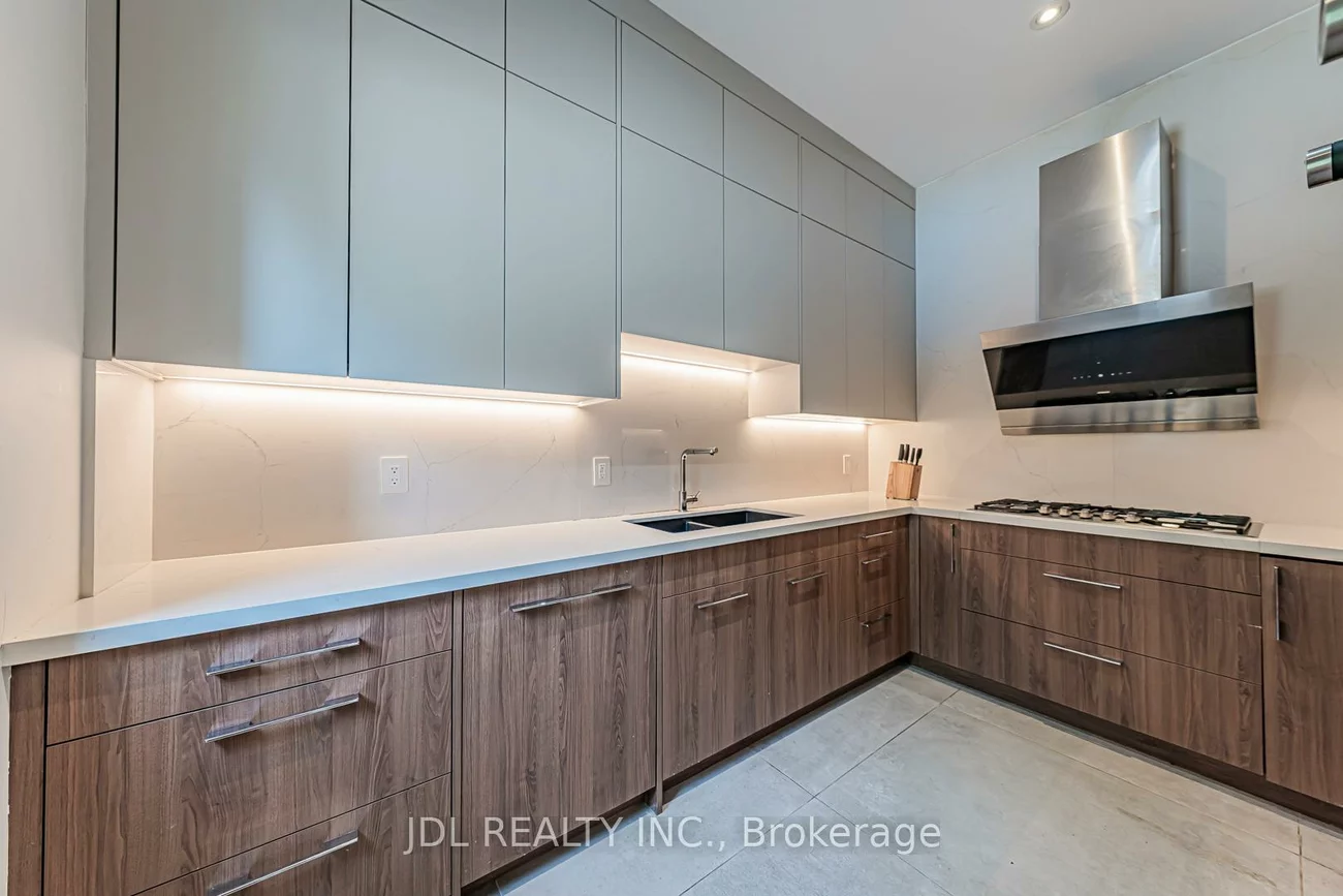 19, Fifeshire, St. Andrew-Windfields, Toronto