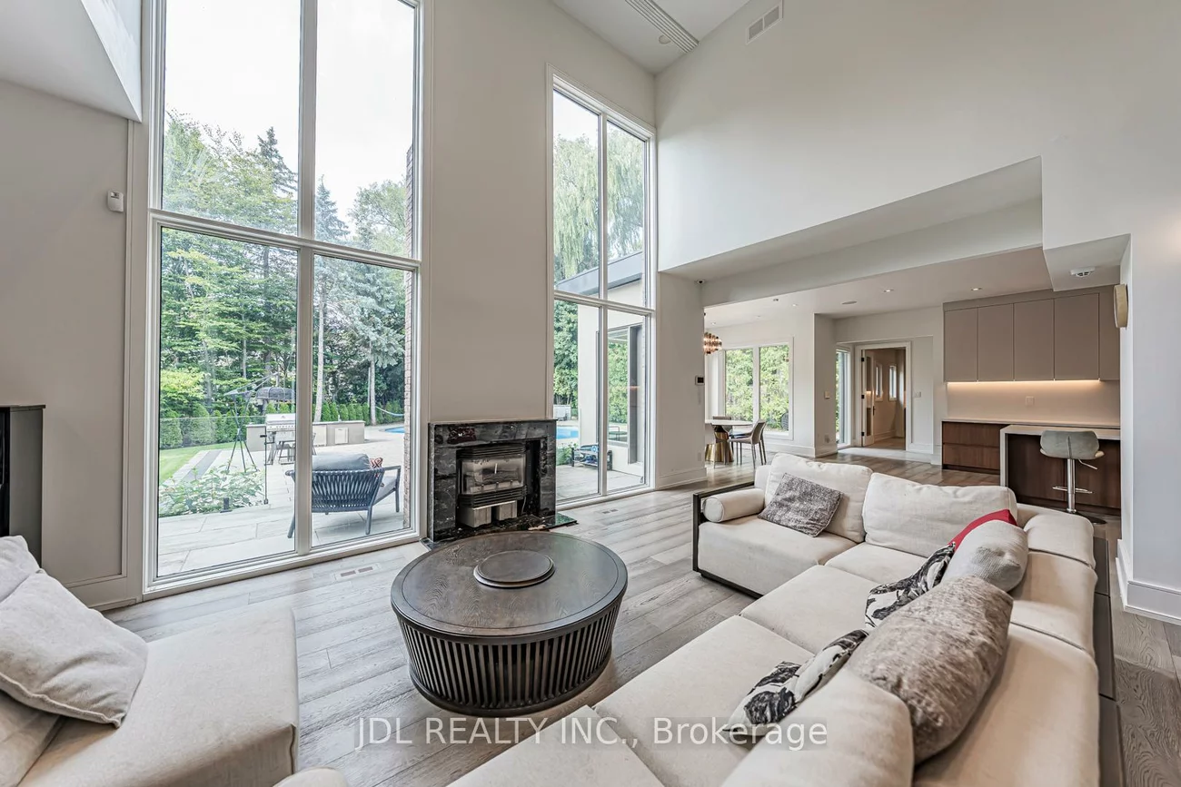 19, Fifeshire, St. Andrew-Windfields, Toronto