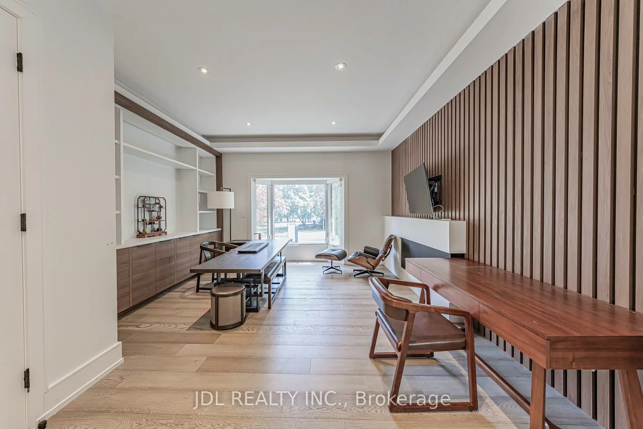 19, Fifeshire, St. Andrew-Windfields, Toronto