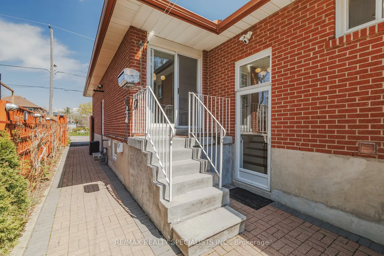 217, Mcallister, Clanton Park, Toronto