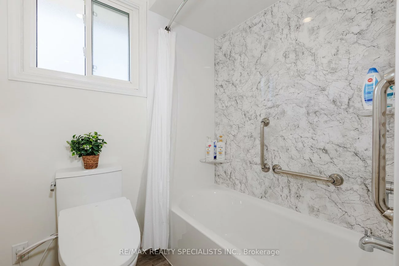 217, Mcallister, Clanton Park, Toronto