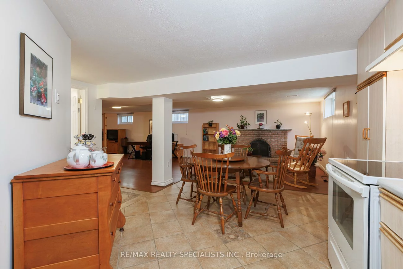 217, Mcallister, Clanton Park, Toronto