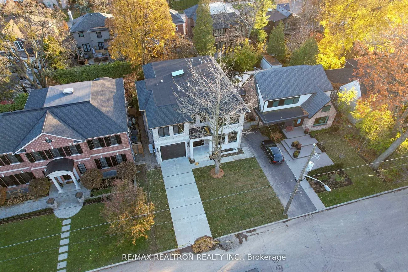 431, Heath, Leaside, Toronto