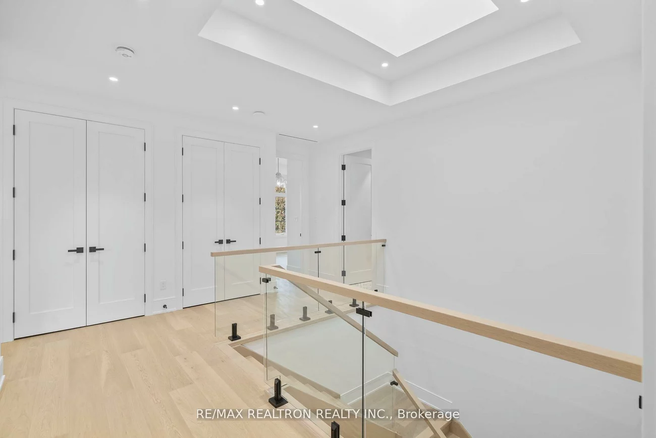 431, Heath, Leaside, Toronto
