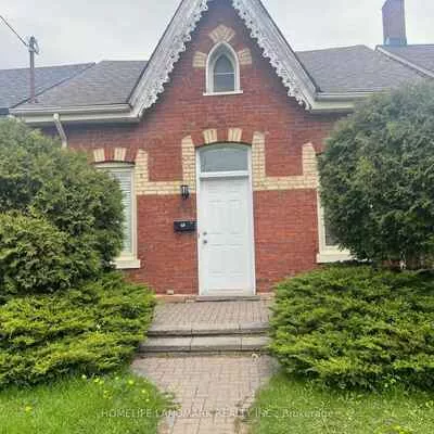 231, Clinton, Palmerston-Little Italy, Toronto