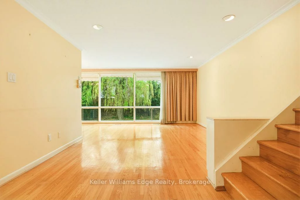 315, Homewood, Newtonbrook West, Toronto