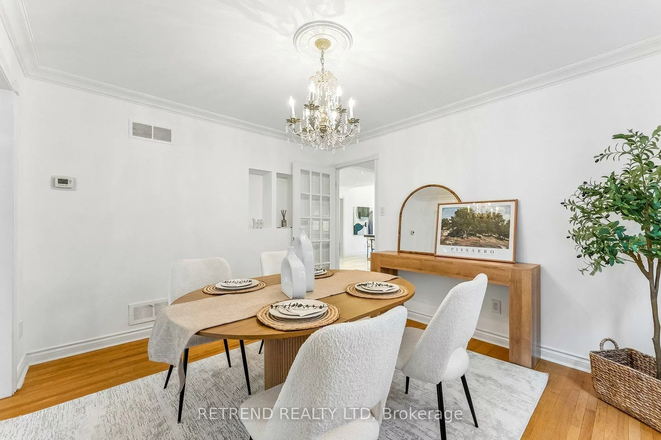 111, Hillcrest, Willowdale East, Toronto