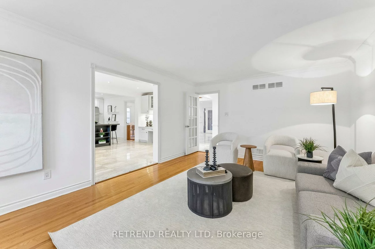 111, Hillcrest, Willowdale East, Toronto