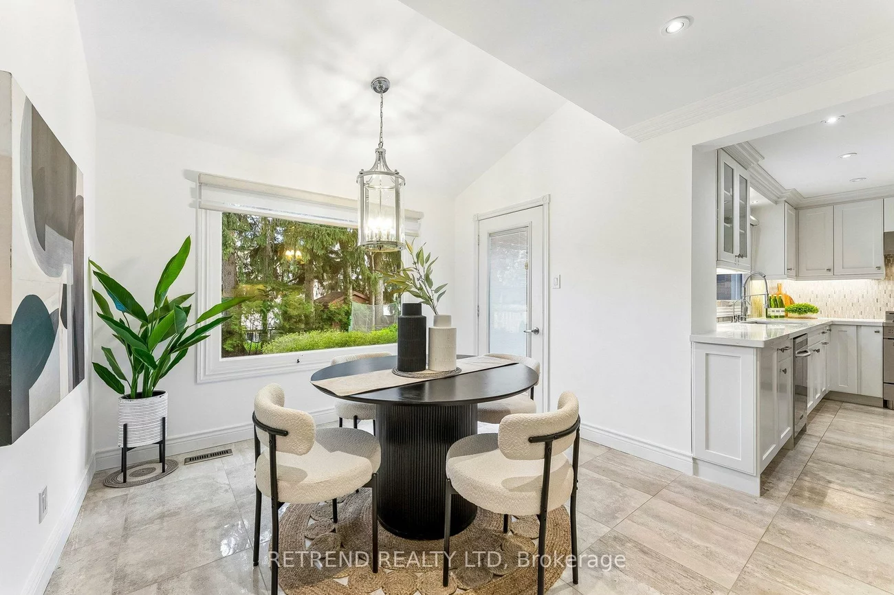 111, Hillcrest, Willowdale East, Toronto