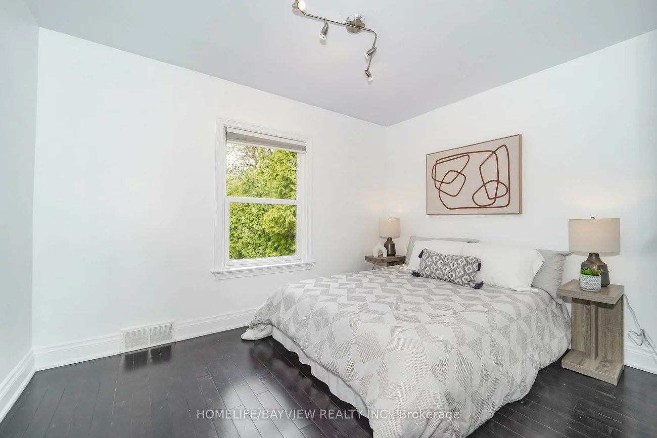 14, Easton, Lansing-Westgate, Toronto