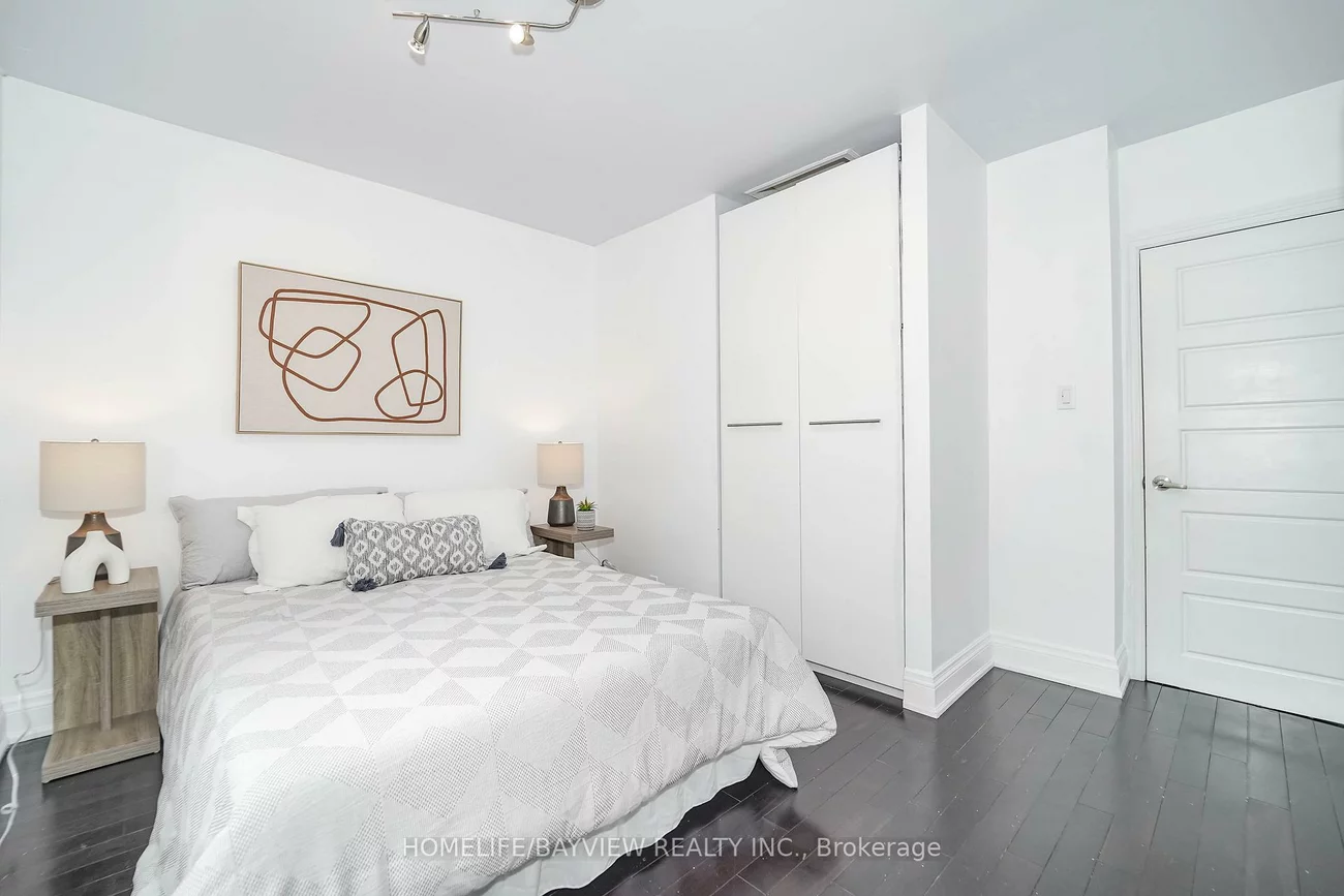 14, Easton, Lansing-Westgate, Toronto