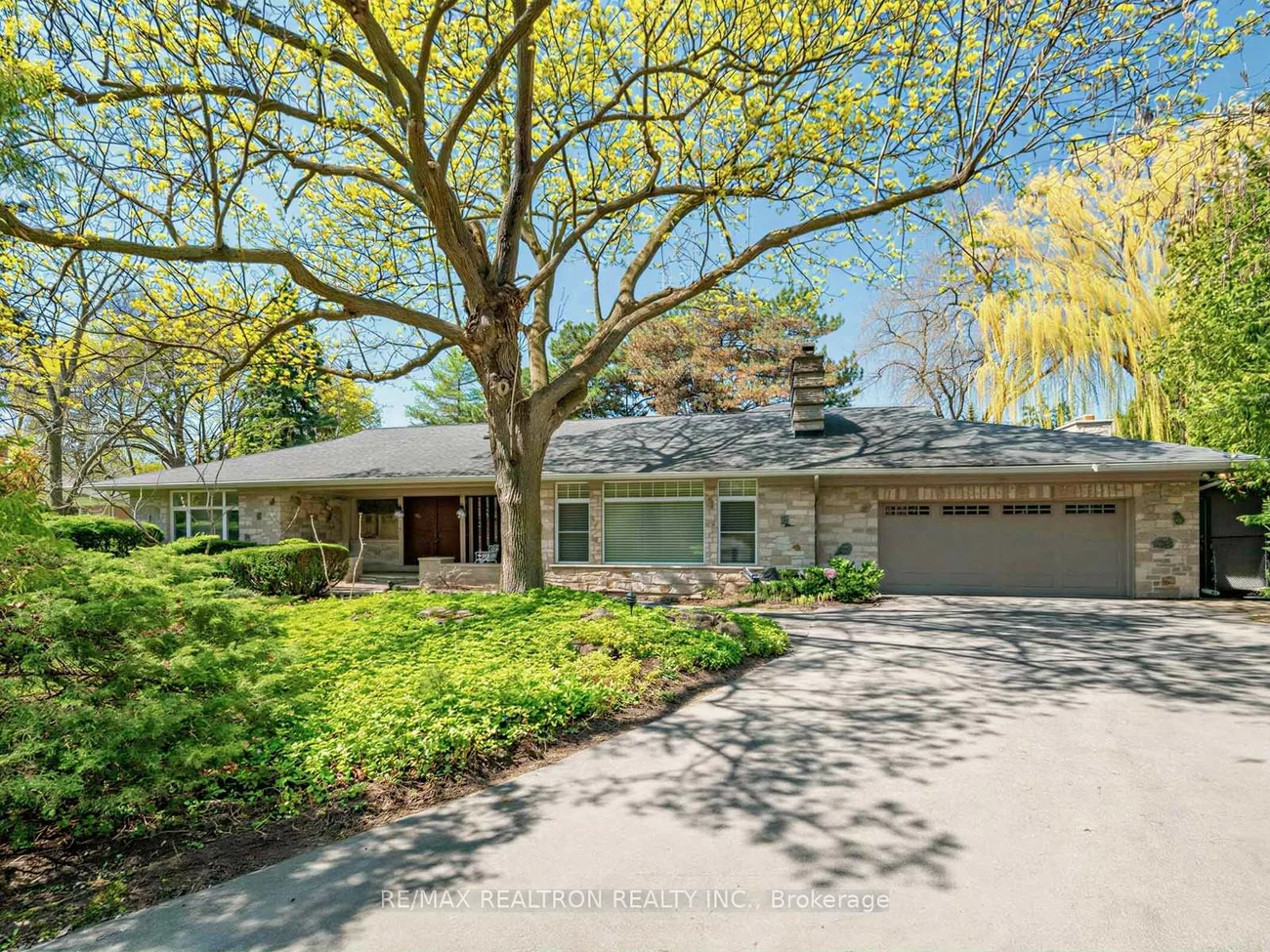 11, Mead, St. Andrew-Windfields, Toronto