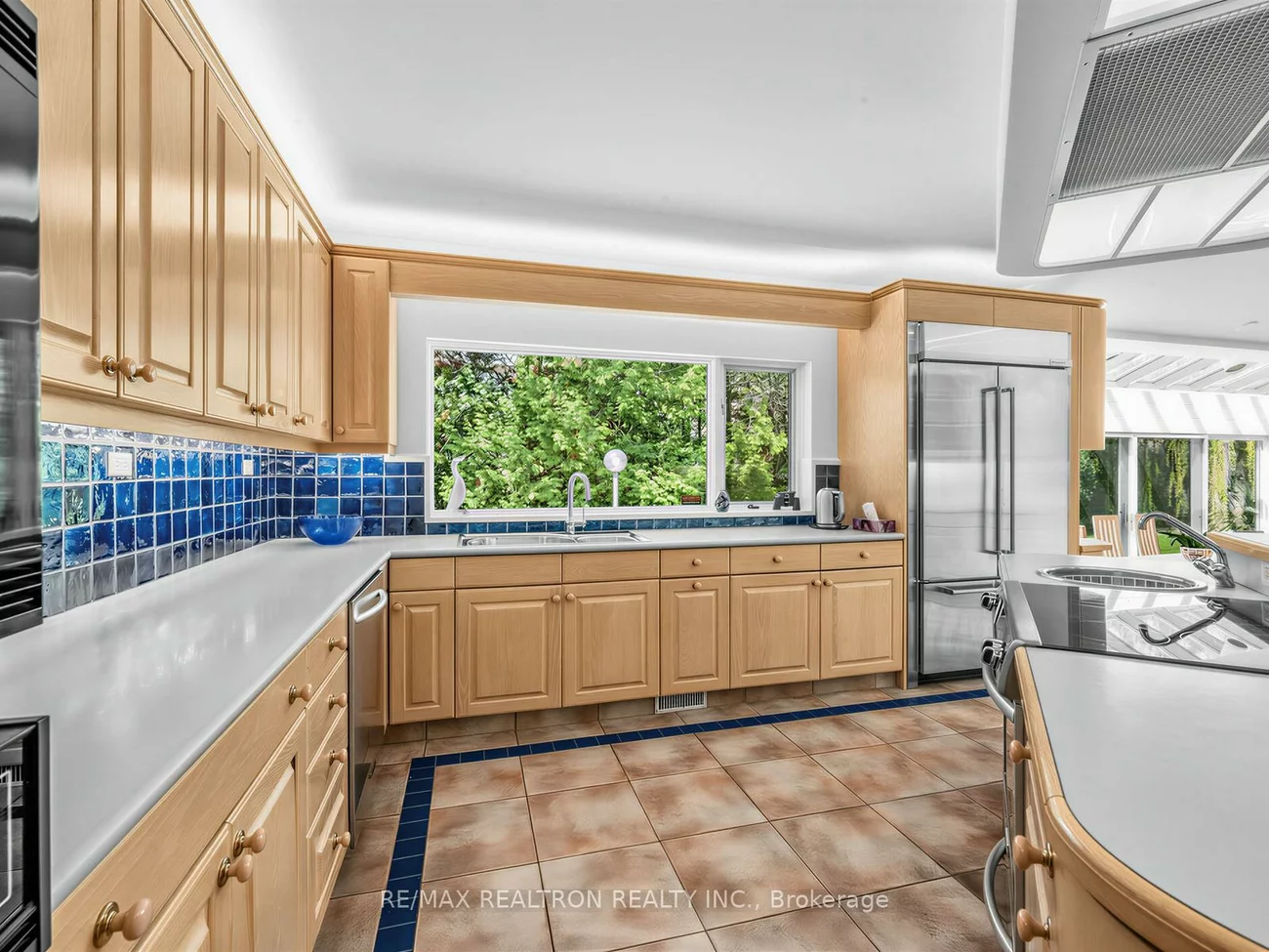 11, Mead, St. Andrew-Windfields, Toronto