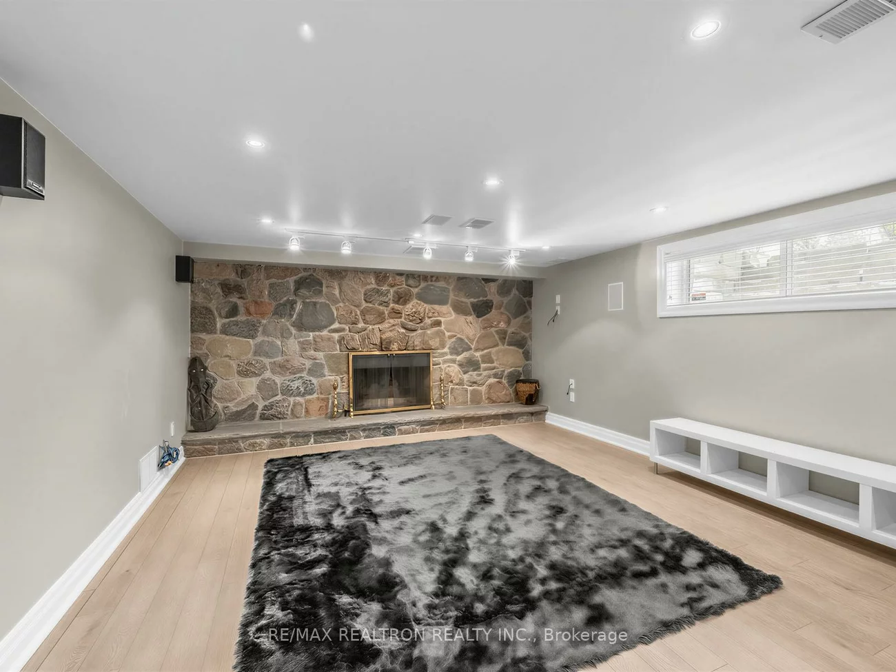 11, Mead, St. Andrew-Windfields, Toronto