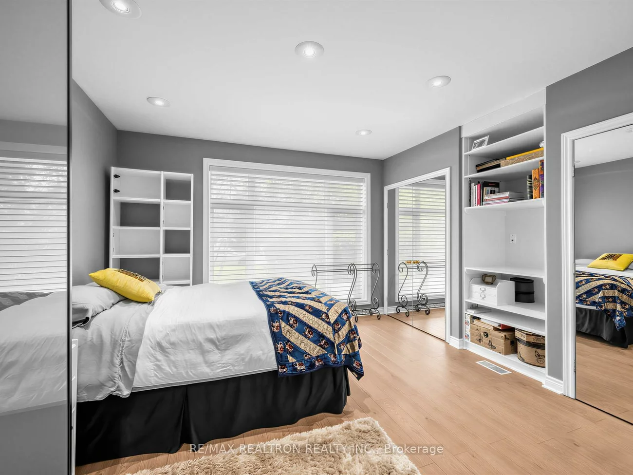 11, Mead, St. Andrew-Windfields, Toronto
