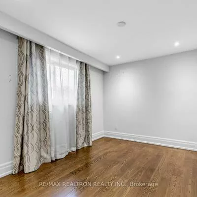 44, Pineway, Bayview Woods-Steeles, Toronto