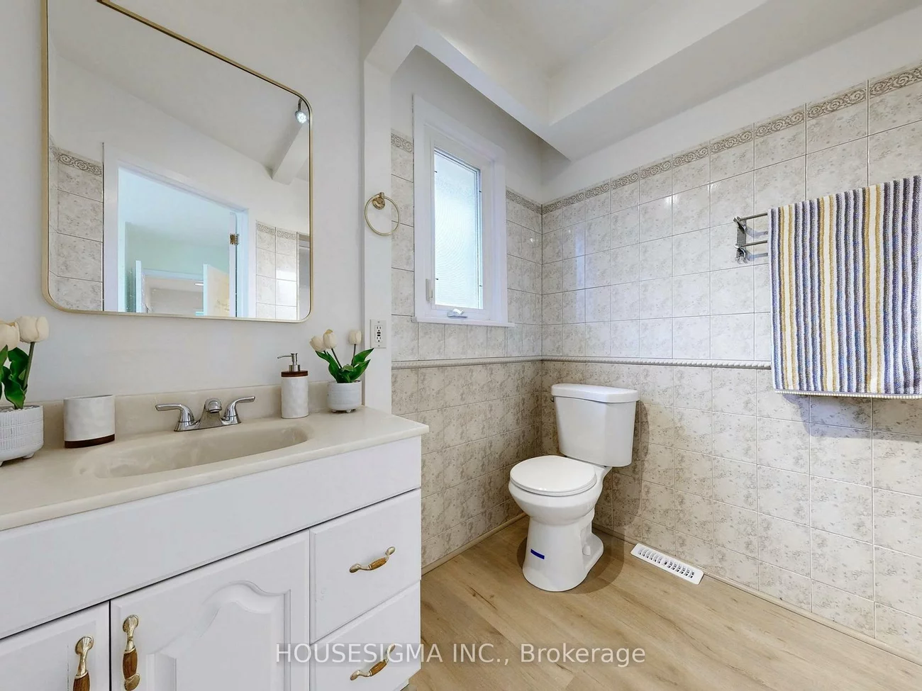 423, Connaught, Newtonbrook West, Toronto