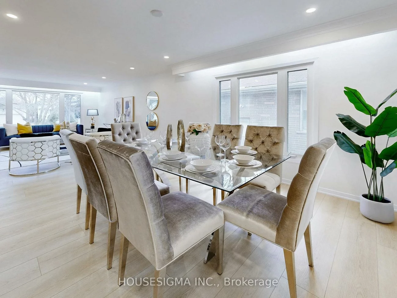 423, Connaught, Newtonbrook West, Toronto