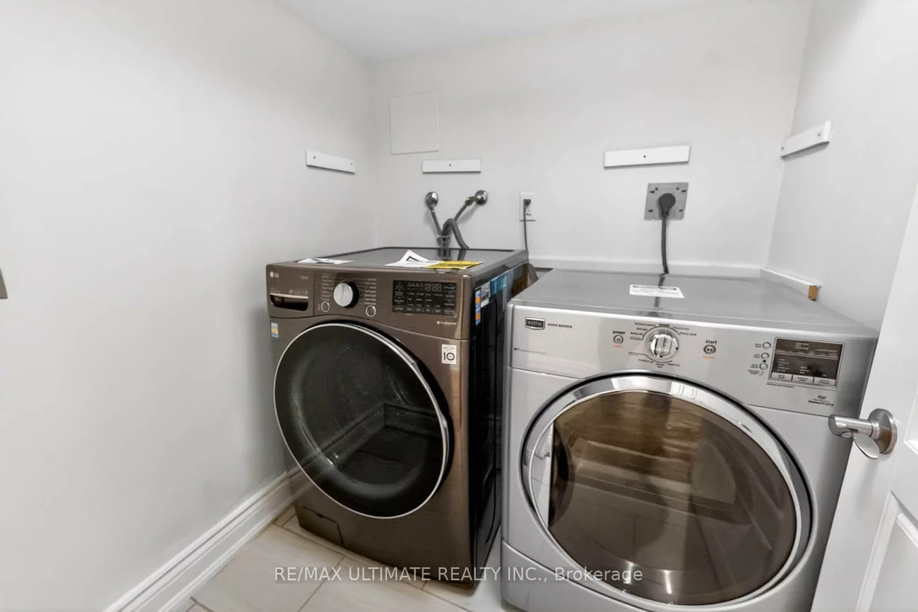 4, Bridgman, Casa Loma, Toronto