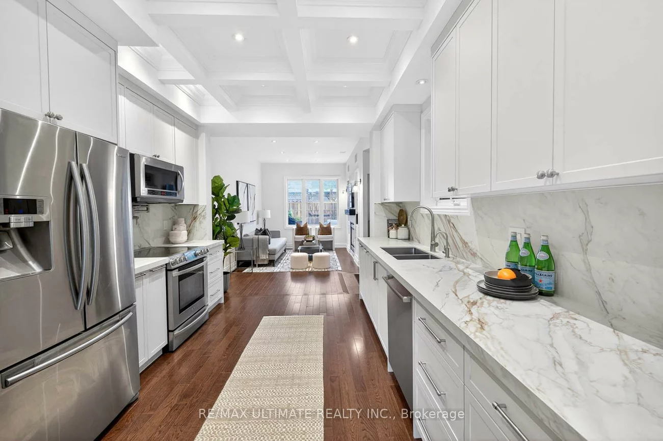 4, Bridgman, Casa Loma, Toronto