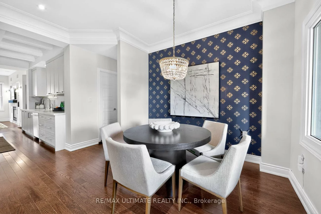 4, Bridgman, Casa Loma, Toronto