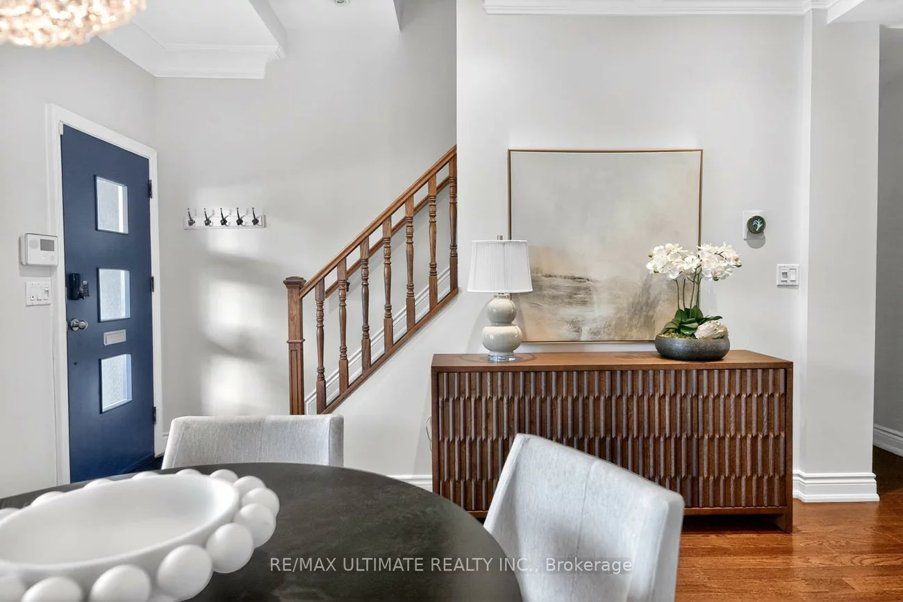 4, Bridgman, Casa Loma, Toronto