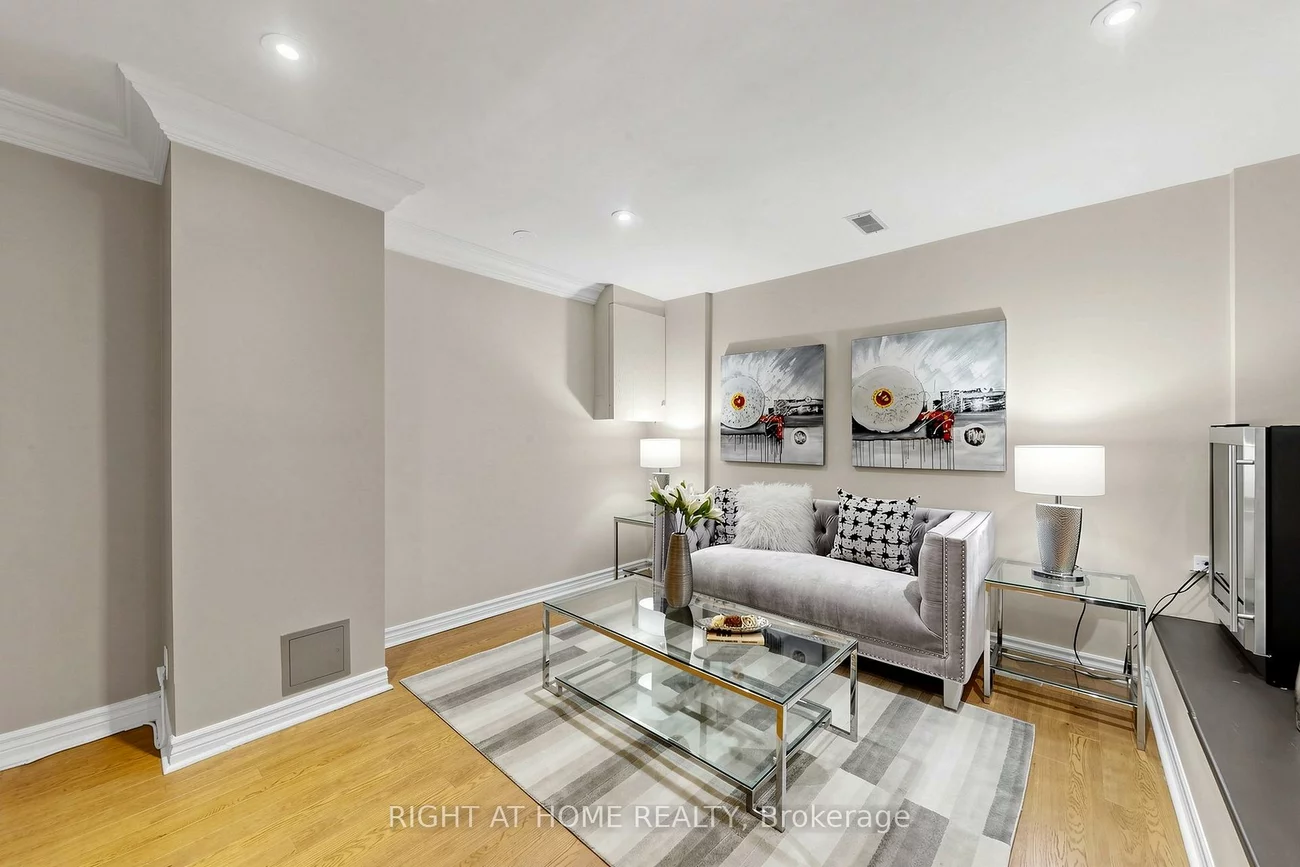 41, Larabee, Parkwoods-Donalda, Toronto