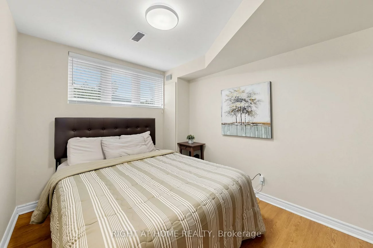 41, Larabee, Parkwoods-Donalda, Toronto