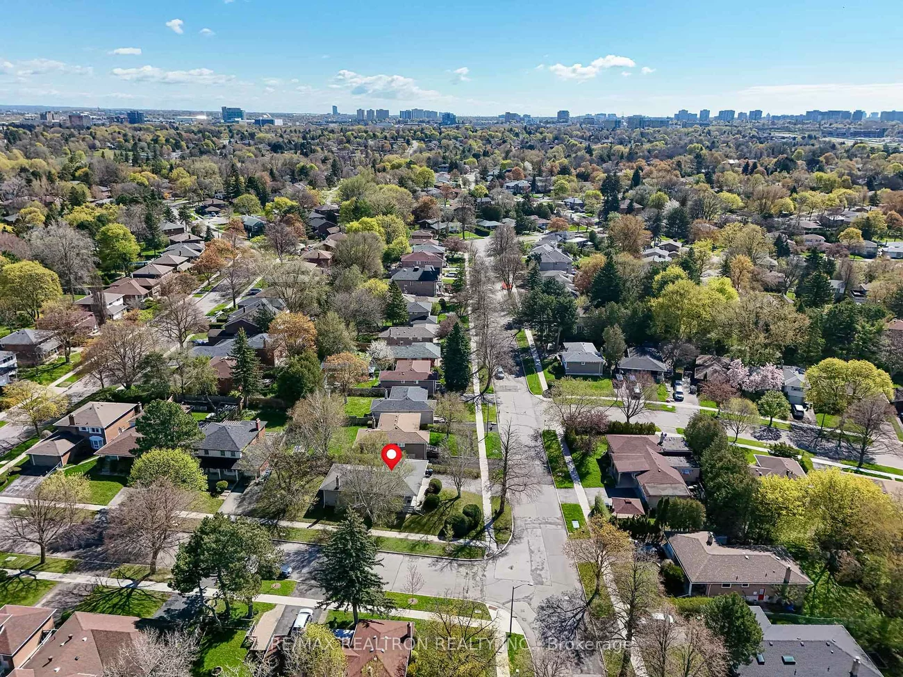40, Threadneedle, Hillcrest Village, Toronto